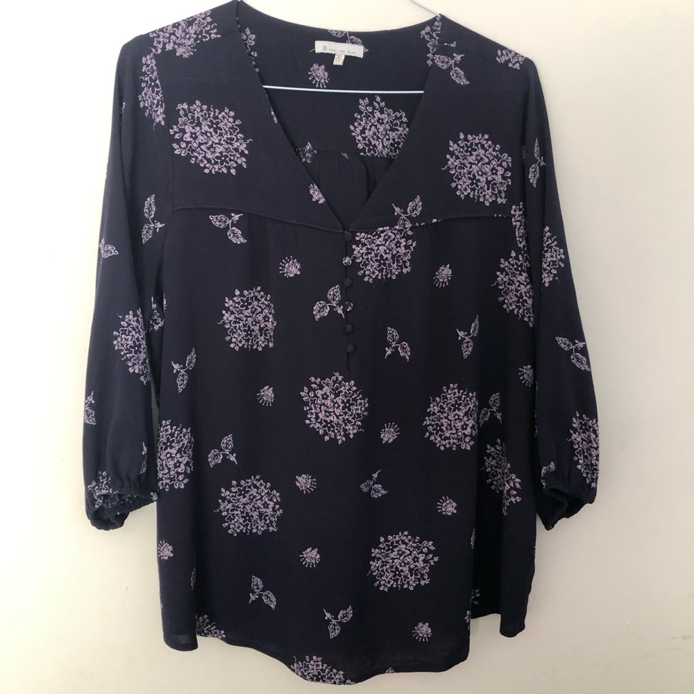 Skies are Blue silky top